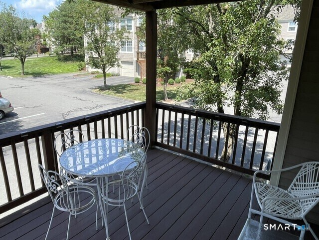 Foto del edificio - 601 Foxboro Dr