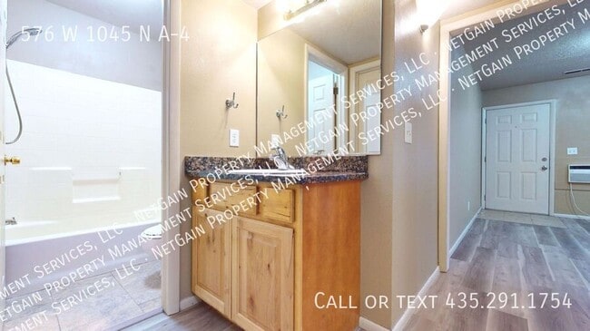 Building Photo - 576 W 1045 N