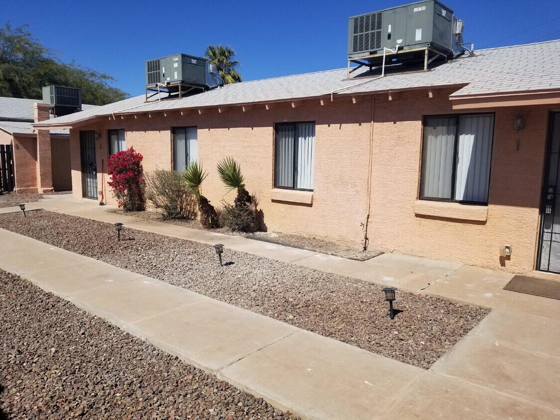 CHARMING SINGLE LEVEL 1 BEDROOM 1 BATHROOM - CHARMING SINGLE LEVEL 1 BEDROOM 1 BATHROOM