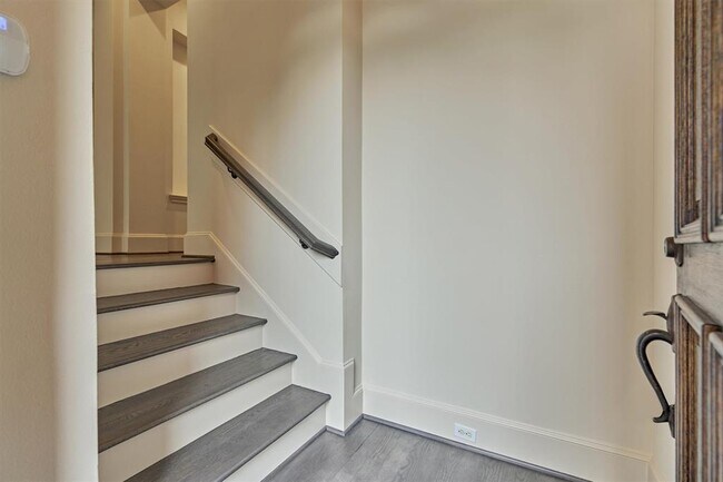 Foto del edificio - 2 History Row