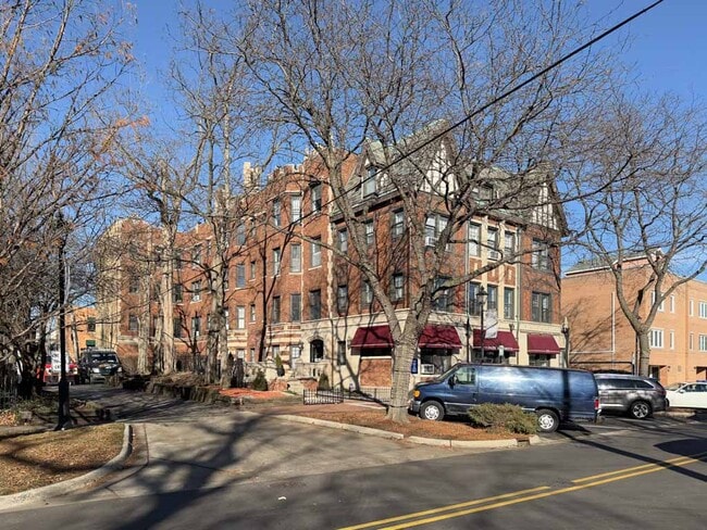 Building Photo - 385 Hazel Ave