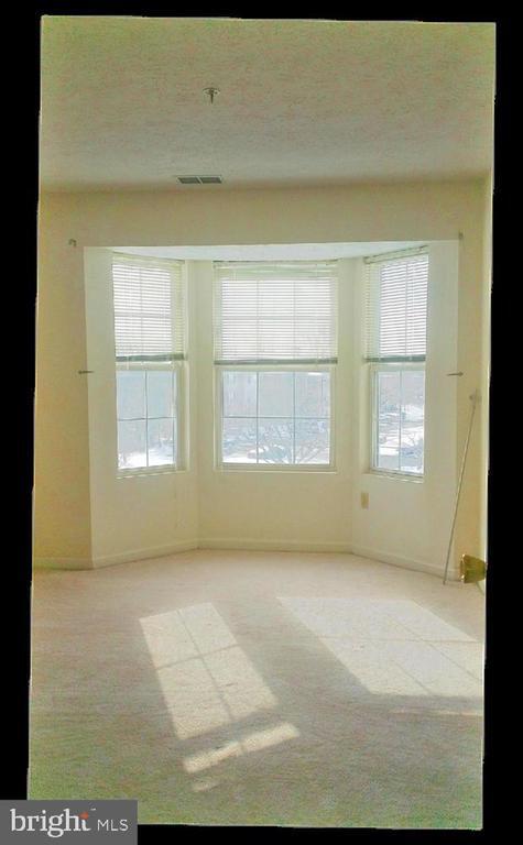 Building Photo - 157 Brookland Terrace