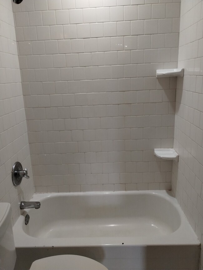 Foto del edificio - 3947 Elsmere Ave