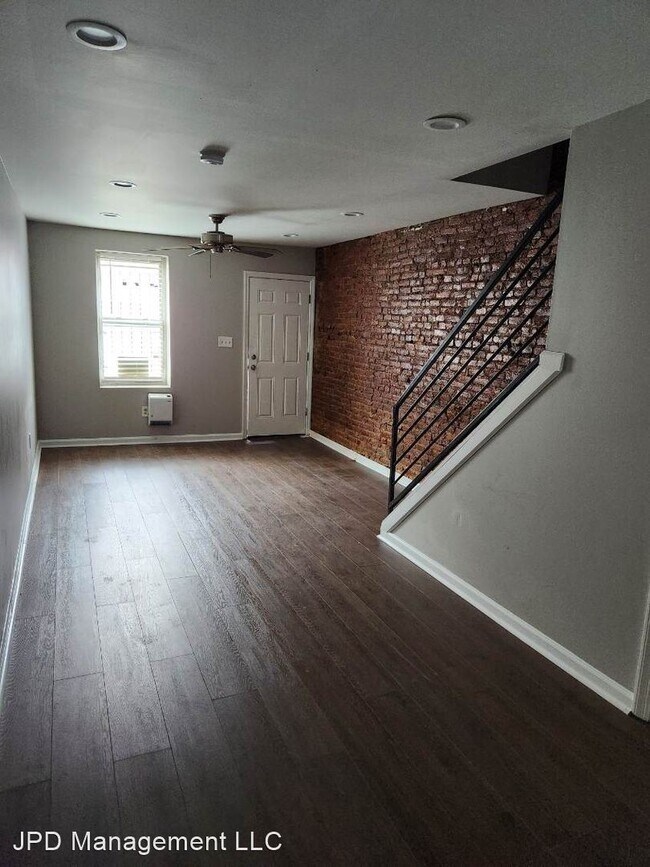 Foto del edificio - 3 br, 1 bath House - 2067 E Pacific Street