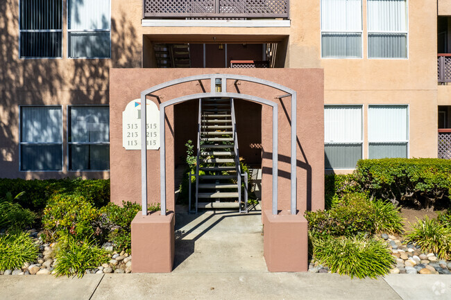 Building Photo - Alta Mar Villas