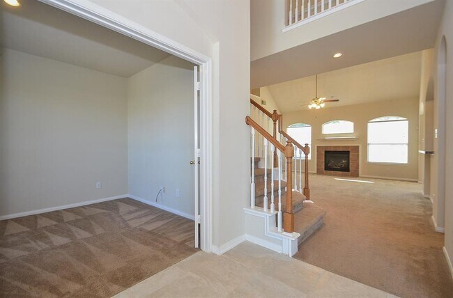 Foto del edificio - 17407 S Sienna Cove Ln