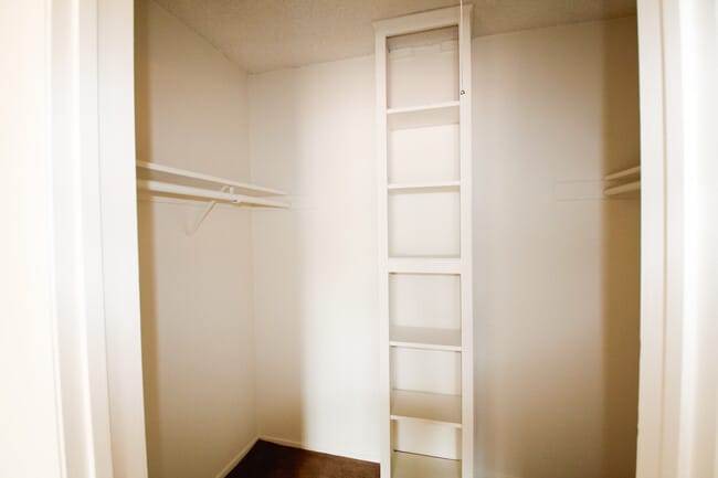 Building Photo - 15339 Weddington St