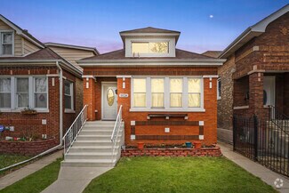 Building Photo - 3526 W 60th St