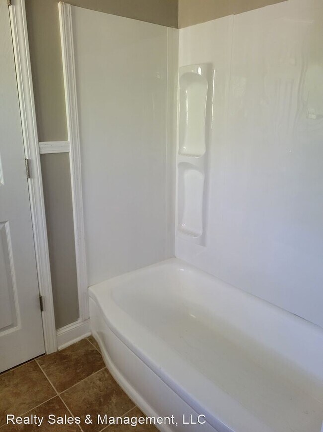 Foto del edificio - 3 br, 2 bath House - 2510 Paden Street
