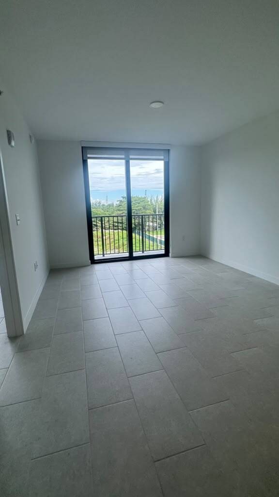 Foto del edificio - 3021 NW 18th St