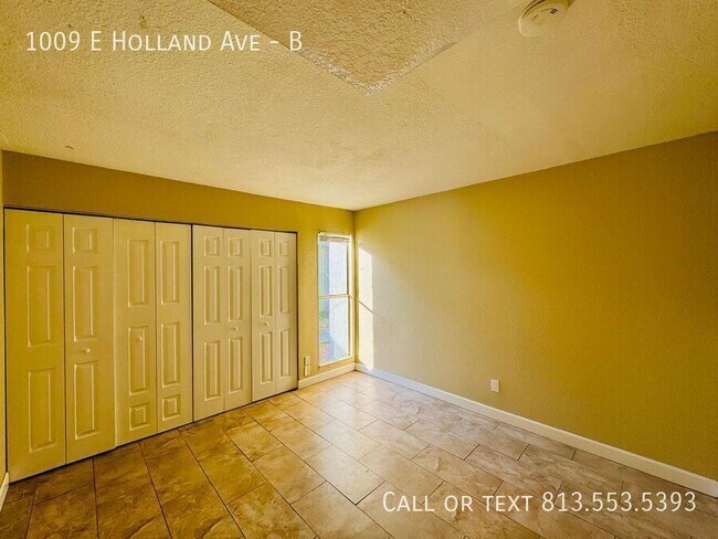 Foto del edificio - 1009 E Holland Ave