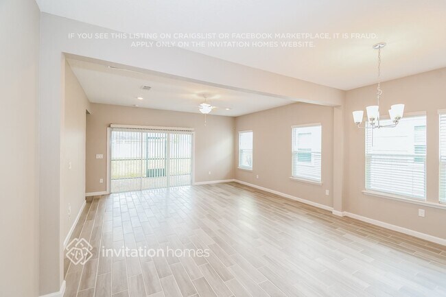 Building Photo - 10009 Lemon Grass Ln
