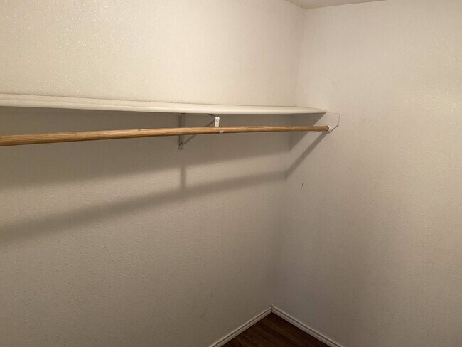 Building Photo - New, Well Kept 3/2 Home Close to Texas Tech!