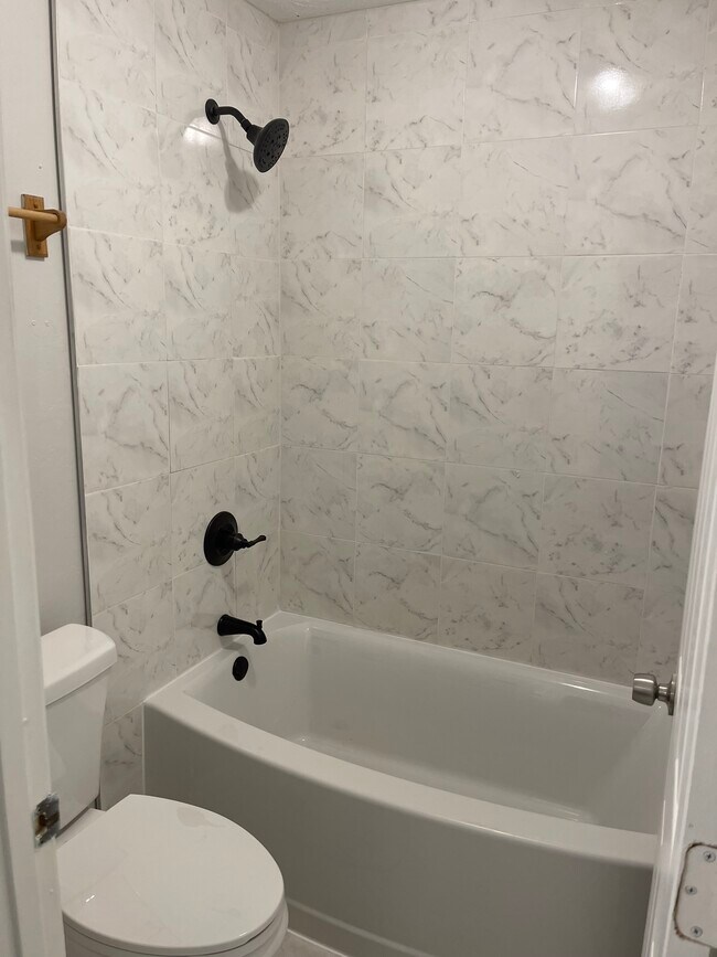 Foto del edificio - 5526 Mountain Springs Cir