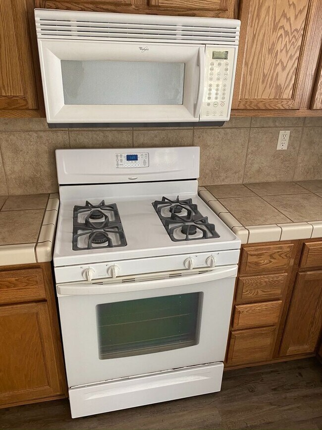 Foto del edificio - 1127 Texas Flat St