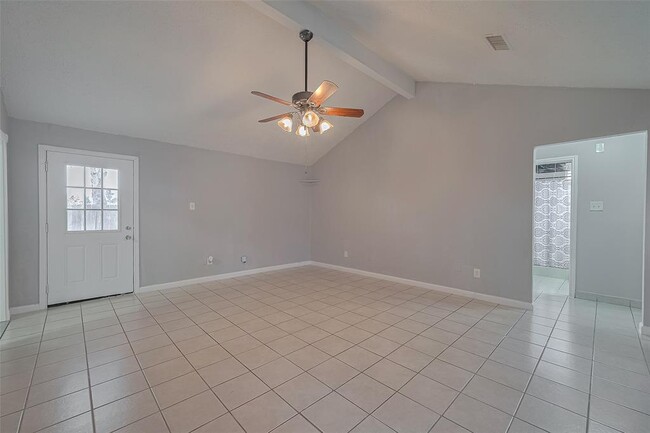 Foto del edificio - 22114 Calderbrook Dr