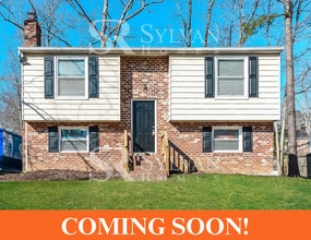 Building Photo - 6404 Lothaire Ct