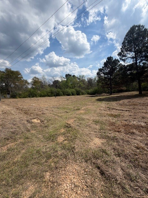 Building Photo - 5010 Harmony Rd