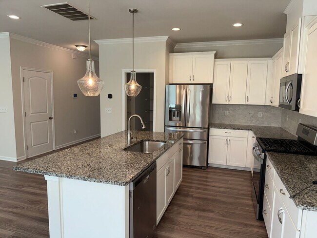 Foto del edificio - 17401 Carolina Hickory Dr