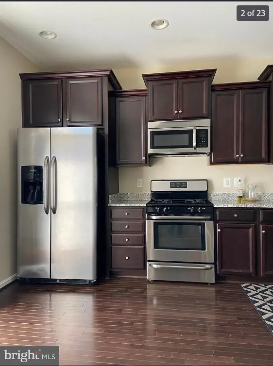 Foto principal - 8930 Shadia Pl