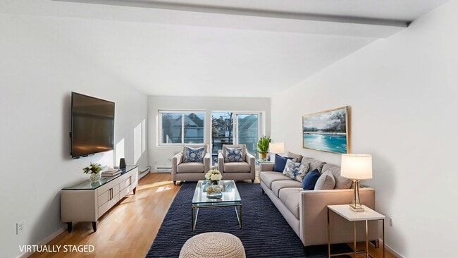 Building Photo - 525 Highland Ave