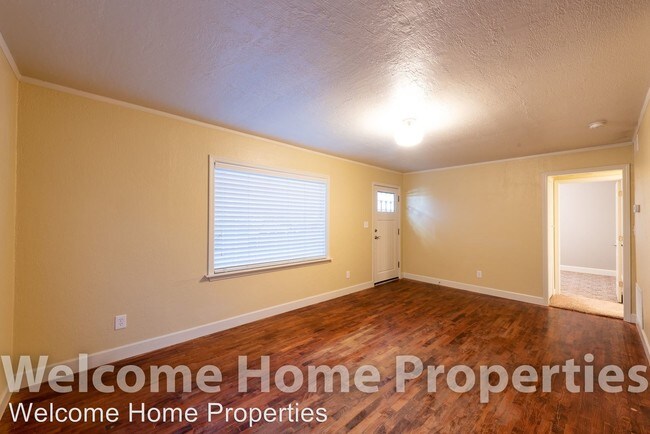 Building Photo - 2 br, 1 bath Apartment - 1014 W Alder St