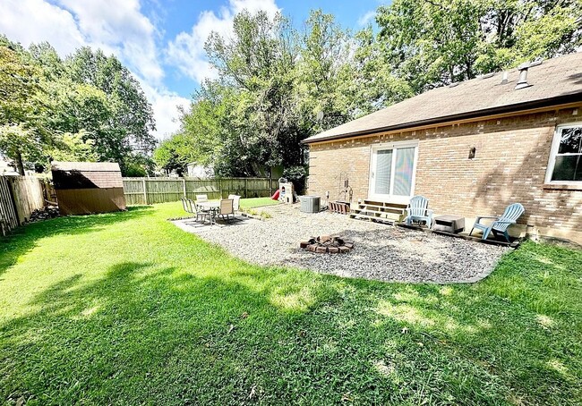 Foto del edificio - 4909 Stony Brook Dr
