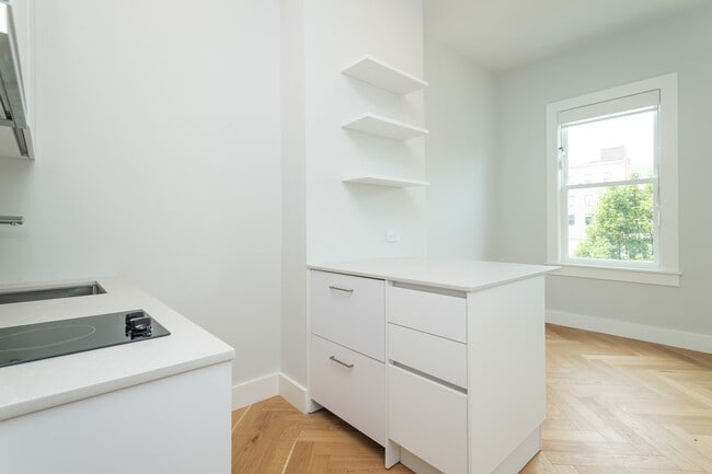 Foto del edificio - 461 Massachusetts Ave