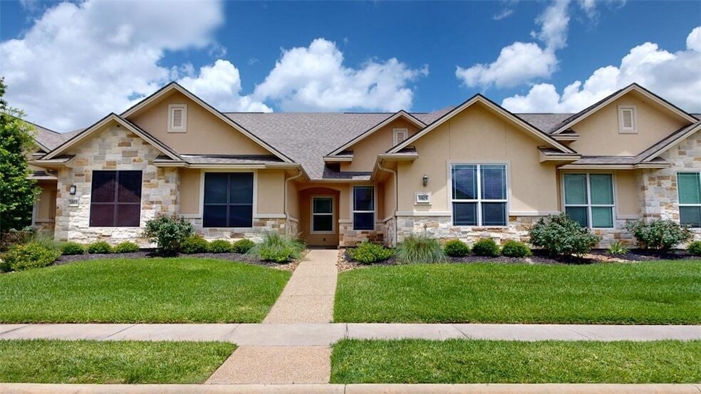 Photo - 3805 Silverthorne Lane Unit Room C