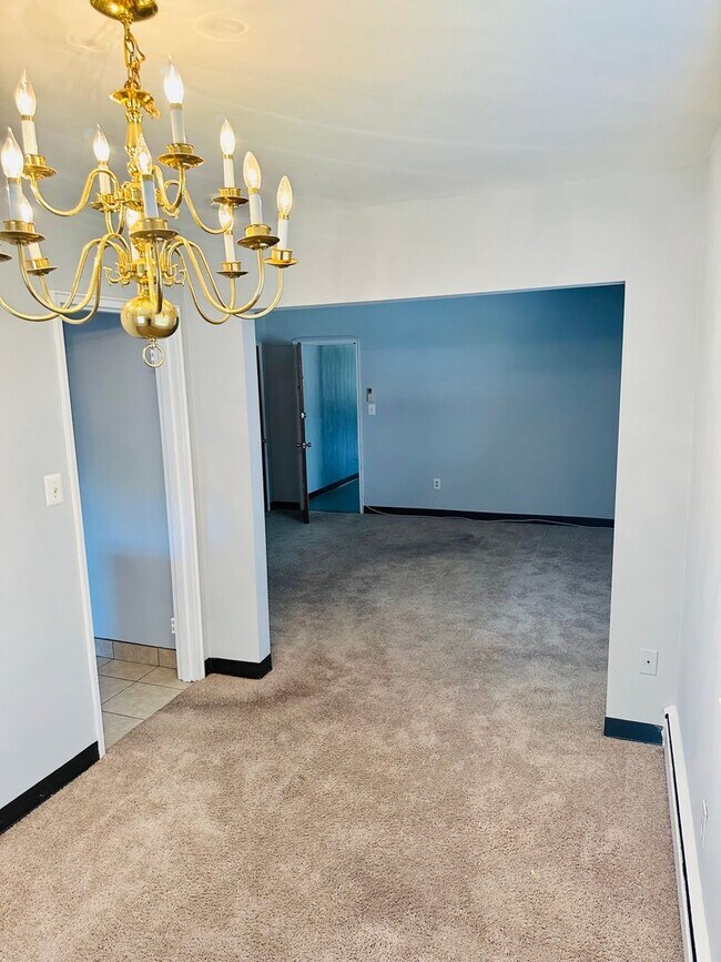 Foto del edificio - 335 Talbot Ave