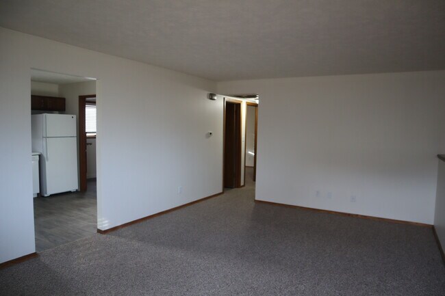 Building Photo - 111 E 32nd St