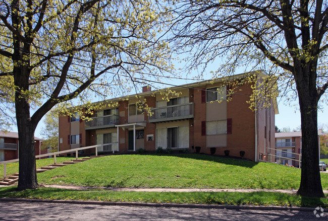 Building Photo - Skyline Terrace Apartment