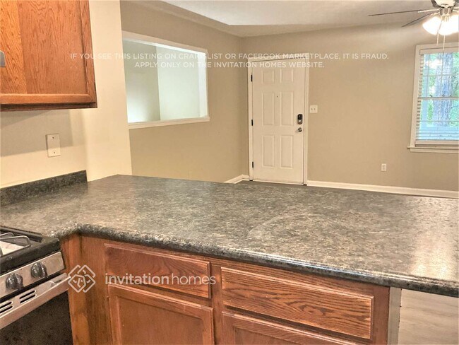 Building Photo - 422 Indian Creek Dr