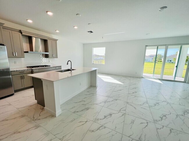 Building Photo - 1079 Haywagon Trl