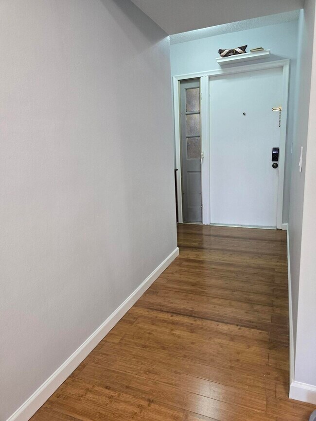 Foto del edificio - 2461 SW 82nd Ave