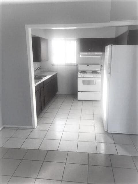 Building Photo - 3415 Wickham Ave