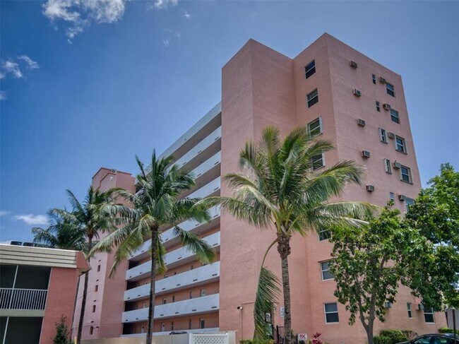 Foto del edificio - 3201 NE 14th Street Causeway