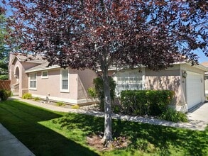Building Photo - 9709 Cattail Cir