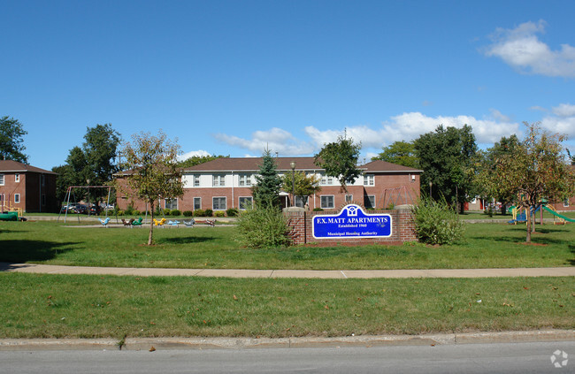 Foto del edificio - Municipal Housing Authority