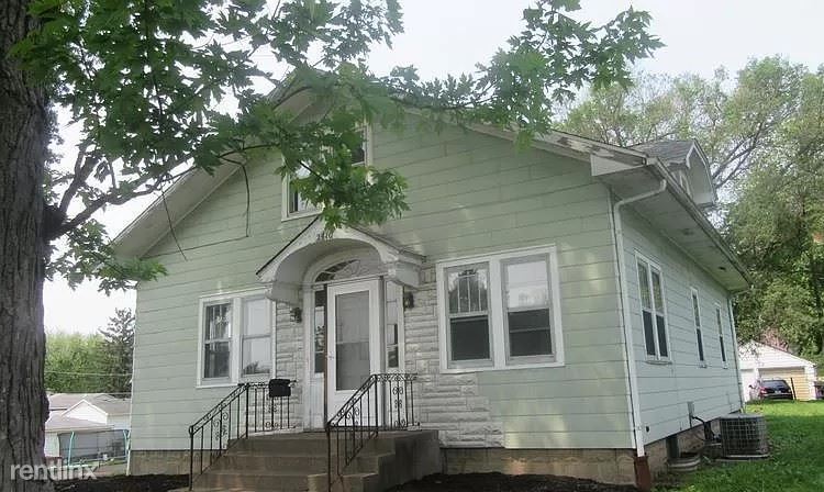 Primary Photo - 4 br, 1 bath House - 2410 Dunham Street