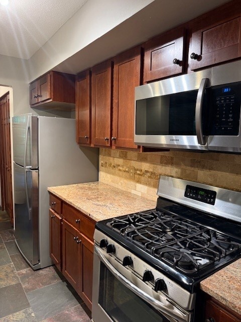 Stainless ktichen - 15931 18th Pl N