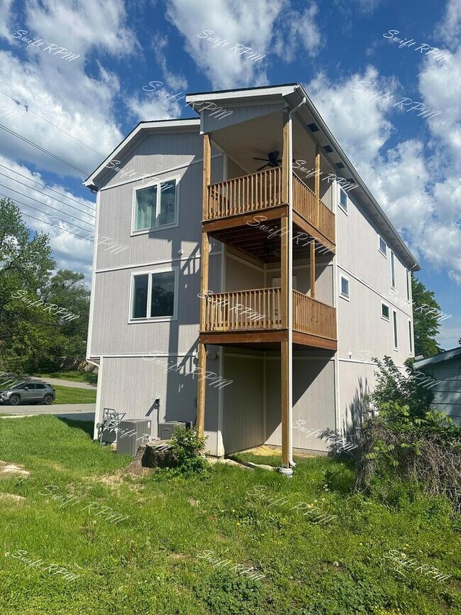 Foto del edificio - 119 Kickapoo St