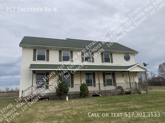 Foto del edificio - 912 Snedeker Rd N