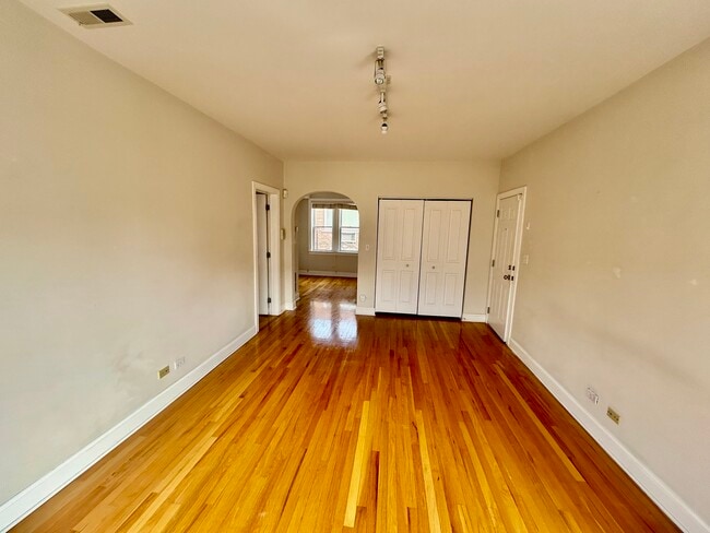 Building Photo - 1230 Elmwood Ave