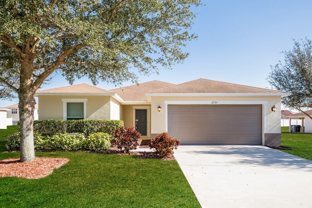 Foto principal - 2735 Breezy Meadow Rd