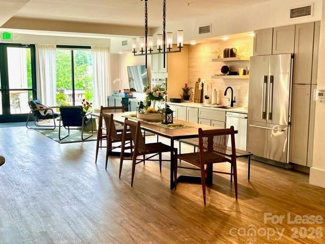 Building Photo - 55 S Market St