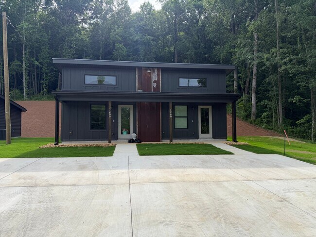 Building Photo - 1260 Tunnel Hill Varnell Rd