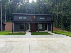 Building Photo - 1260 Tunnel Hill Varnell Rd