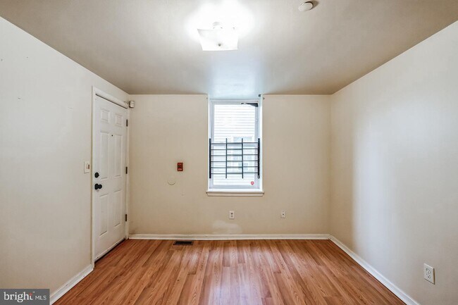 Building Photo - 1417 N 18th St
