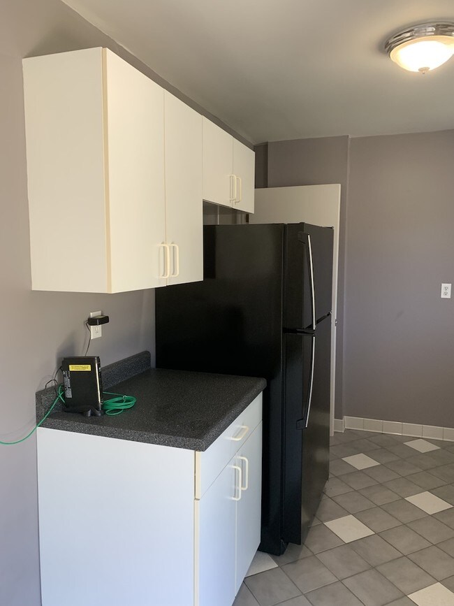 Foto del edificio - 187 Surrey Ln